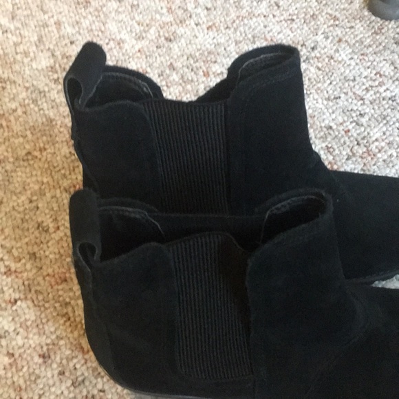 UGG Black Suede High Heel Pull-on Boots - Picture 7 of 16